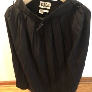 Women’s black pleated skirt with belt size 7/8